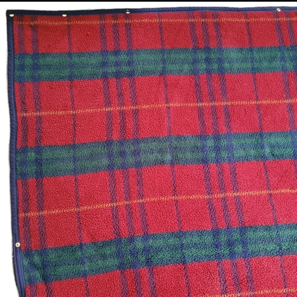 Biederlack Cuddle Wrap Throw Blanket Plaid Snap Zip Up Wearable Snuggie 50x60